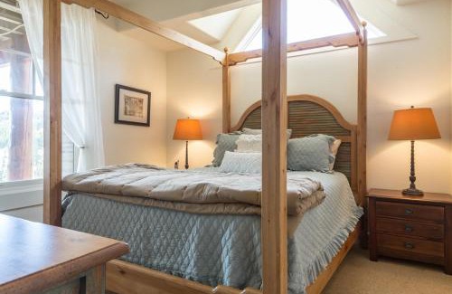 Saddle Ridge House | Saddle Ridge Townhome | Unit J1