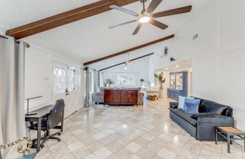 Pasadena House | Saddle Up Stay Vacational Home Pool Tennis Court & TV Projector!