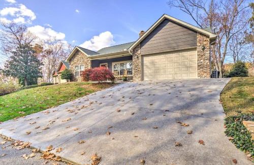 Sevierville House | Saddleback Retreat Cozy 4br W Screened Porch