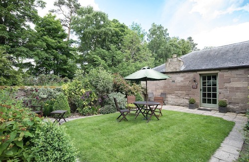 Cornhill on Tweed Cottage | SADDLER COTTAGE Cornhill-On-Tweed - Period Cottage Oozing Character and Charm