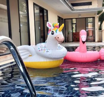 Chakphong Villa | Saendee Pool Villa