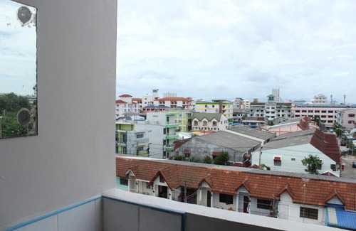 Kho Hong Apartment | Saeng Chan Apartment