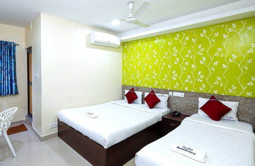 Srirangam Hotel | Safa Residency