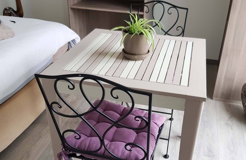 Thiergeville House | Safari Room - L'orval Guest Room