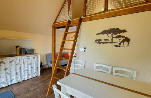 Falkenberg Apartment | Safarizelt Simba am Kiebitzer See