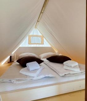 Falkenberg Apartment | Safarizelt Simba