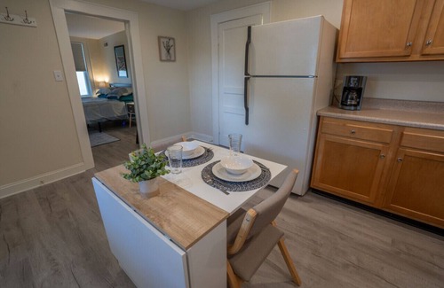 Roanoke Apartment | Safe 1BR Apt Near Hospitals