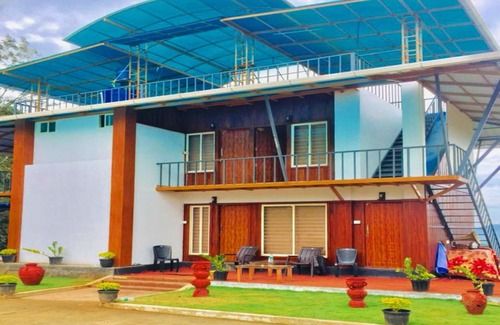 Kunnathidavaka Villa | SaffronStays Cholamala, Wayanad