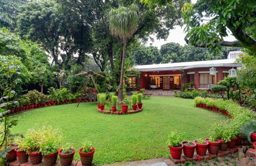 Bullawala Villa | SaffronStays Doon Garden Villa - near Doon School and Mall Road