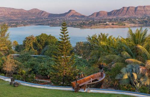 Nashik Villa | SaffronStays Jannat, Igatpuri 100 Percent pet-friendly villa with amazing lake view