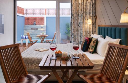 Alibaug Villa | SaffronStays Kantaai