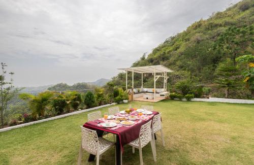 Bullawala Villa | SaffronStays Mystic Homes, Dehradun