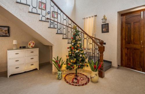 Khandala Villa | SaffronStays Ryewood Park Estate