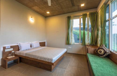 Igatpuri Villa | SaffronStays Serenity, Igatpuri