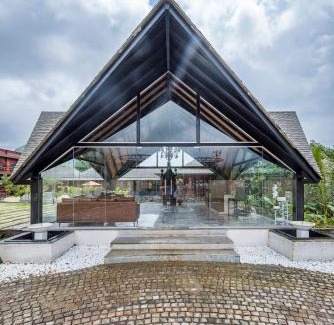 Paud House | SaffronStays The Mistty Mountain