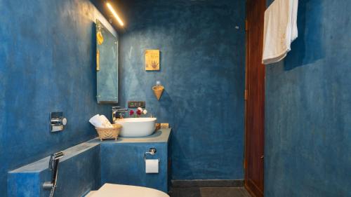 Denkanikota Villa | SaffronStays Trisara by the Lake