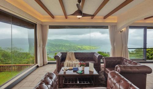 Wai Villa | SaffronStays Valley's Edge