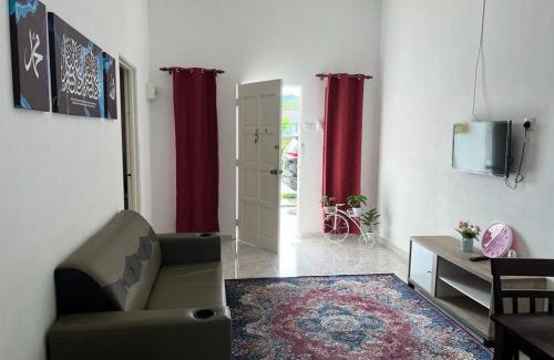 Kampung Kedawang House | Safiyya Homestay