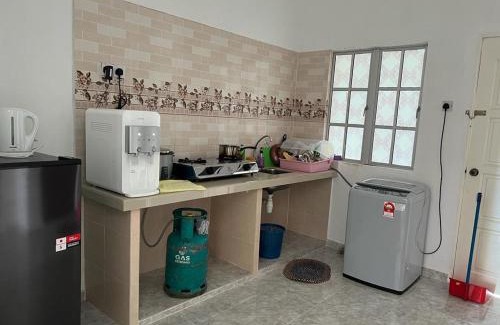 Kampung Kedawang House | Safiyya Homestay