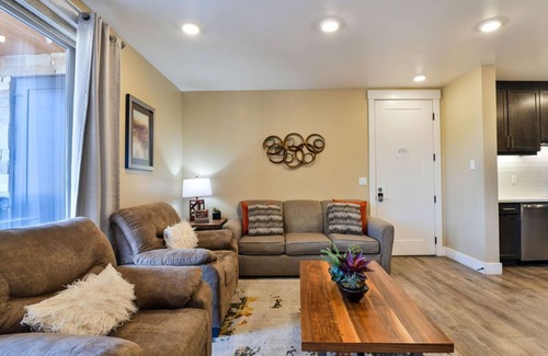 Moab South Valley Condo | Sage Creek Moab! C2 | Pool & Hot Tubs! *Arches*