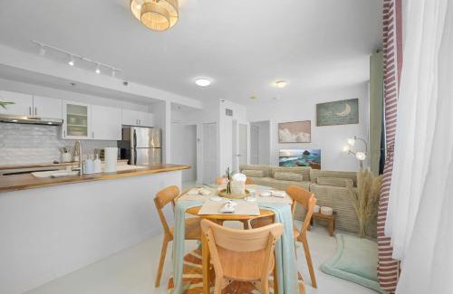 South Pointe Apartment | Sage on Ocean Drive Apartments