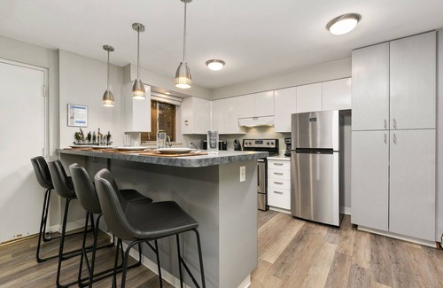 Old Town Condo | Sage Suite | Calm & Earthy Stay Near Old Town