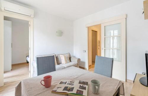 La Sagrada Familia Apartment | Sagrada Familia Avenida Gaudi Views&cozy Lounge
