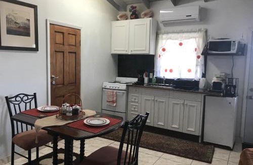 Discovery Bay Apartment | Sagusta Gardens PLS