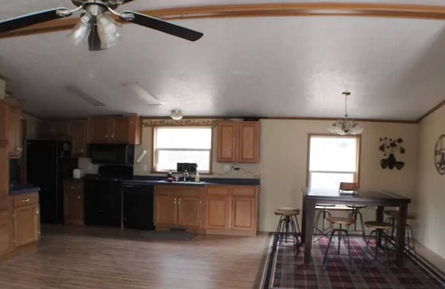 Waynoka House | Sahara Den 3 bedroom 2 bathroom privately located on 2 acres, away from crowds.