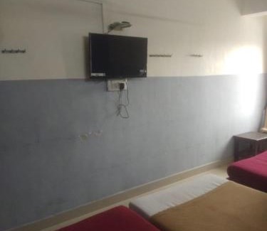 Hosur Hotel | Sai Lodge