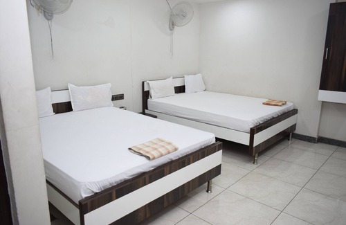 Tiruchirappalli Hotel | Sai Lodge