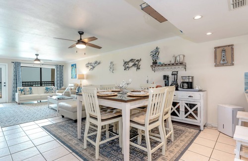 South Padre Island Condo | Saida III 905 - Relaxing Oceanfront Condo with Private Balcony