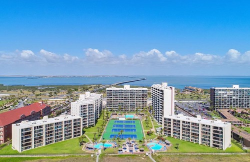 South Padre Island House | Saida Royale Penthouse #9152 - SPI Rentals