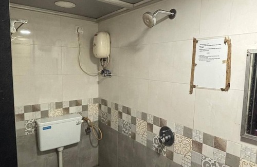 Goregaon West House | SAIGAL GUEST HOUSE