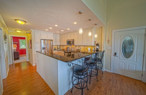North Shore Villa | Sail Away In Style! Luxury Vacation at Bernard's Landing, Smith Mountain Lake