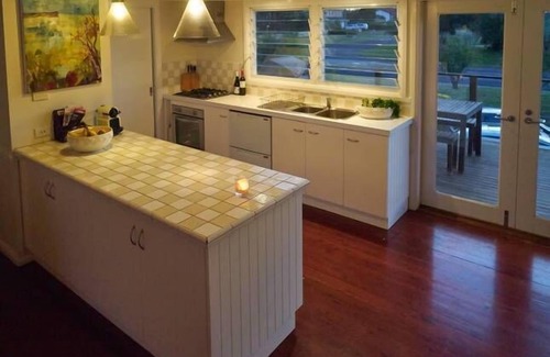Vincentia House | Sail Away on Jervis Bay
