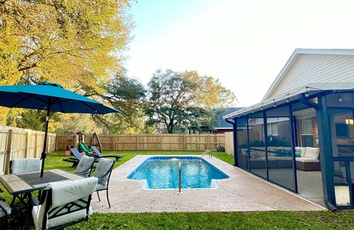 West Pensacola House | Sail Away- Pool, Huge Game Room, Kareoke & Arcade