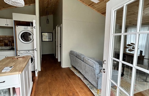 Colington Harbour Cottage | Sail Cove - Charming Colington Cottage - Pet Friendly- Community Pool!