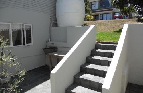 Buffalo Bay Villa | Sailaway Beach House