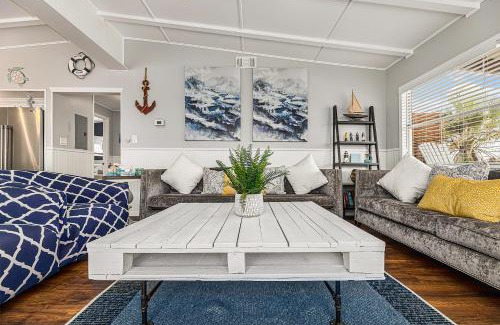 Surfside Beach House | Sailboat House
