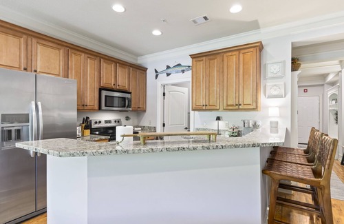 Dadeville Condo | SAILFISH @ STONEVIEW, Lake Martin Waterfront w/dedicated Boat slip & Amenities