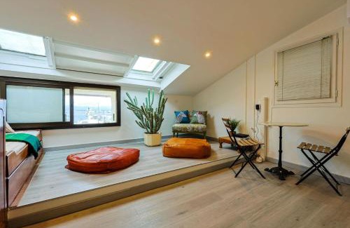 Old Town Apartment | Sailing Apartment by Halldis