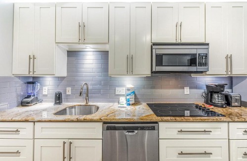 Ono Island Apartment | Sailmakers Place 703