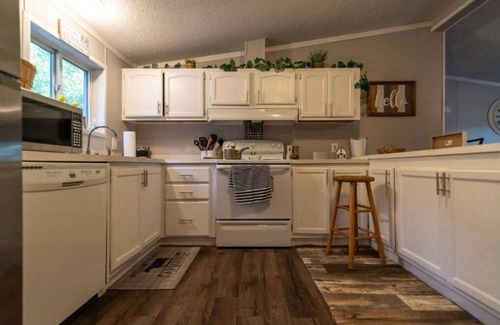 Perks House | Sailor’s Hideaway
