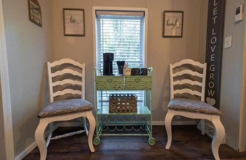 Perks House | Sailor’s Hideaway