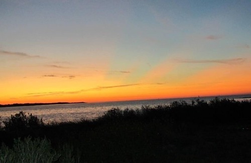 Cedar Key Apartment | Sailors Choice - NON SMOKING Apartment in Downtown Cedar Key with Gulf Views!