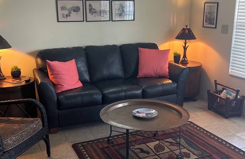 Cedar Key Apartment | Sailors Choice - NON SMOKING Apartment in Downtown Cedar Key with Gulf Views!