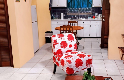 Pleasent Valley Apartment | Sailors Gem II: Experience Caribbean Life at this Spacious Apartment!