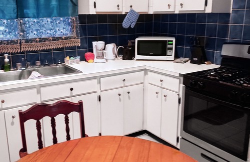 Pleasent Valley Apartment | Sailors Gem II: Experience Caribbean Life at this Spacious Apartment!