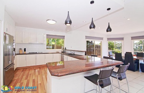 Gold Coast House | Sails @ Hope Island Resort